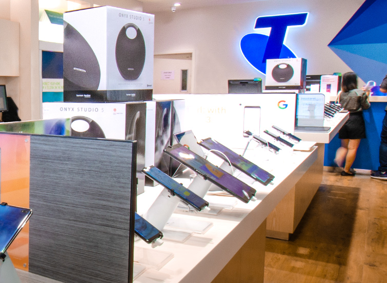 telstra-epping-victoria-phone-security-stands-installation